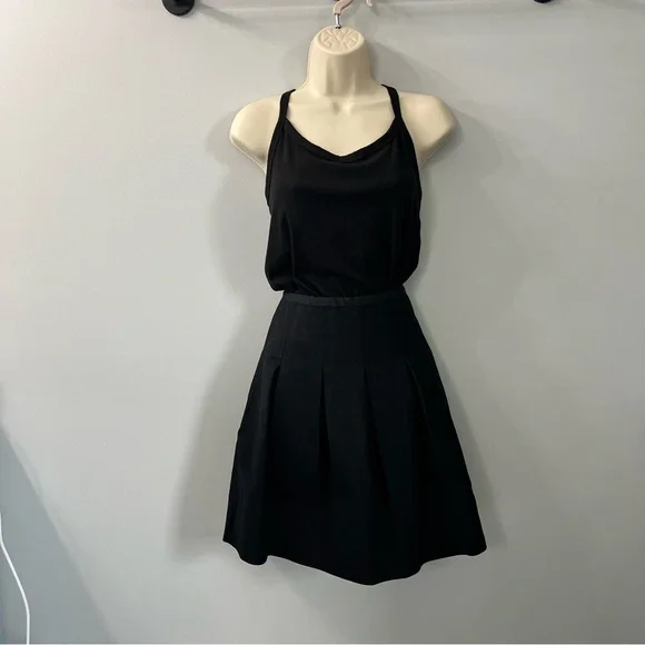 Gap Black Cotton Pleated Zipper Back Skirt Size: 2 - Picture 3 of 6